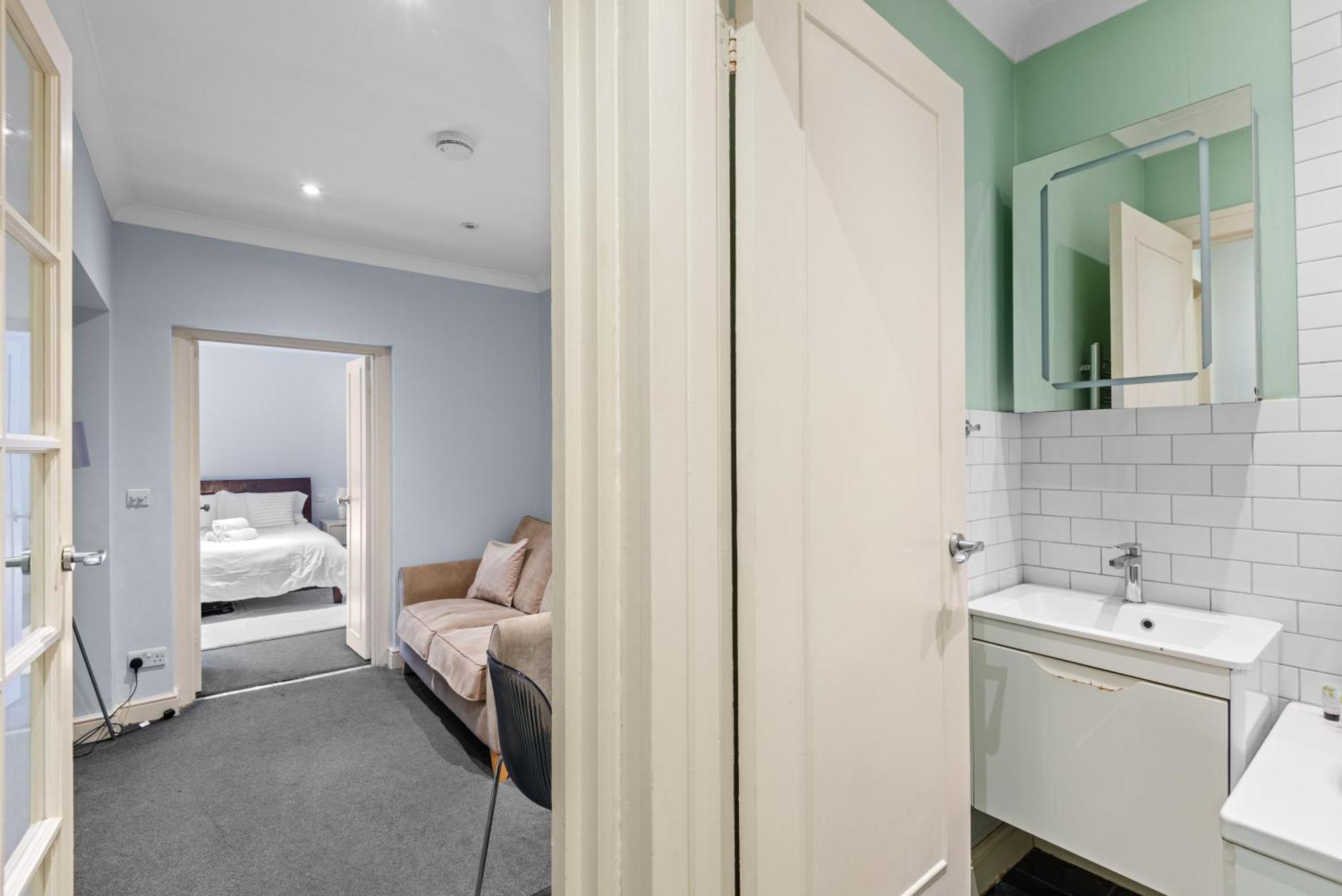 Londwell, Boutique Bliss Nestled In Knightsbridge By Harrods Appartement Londen Buitenkant foto