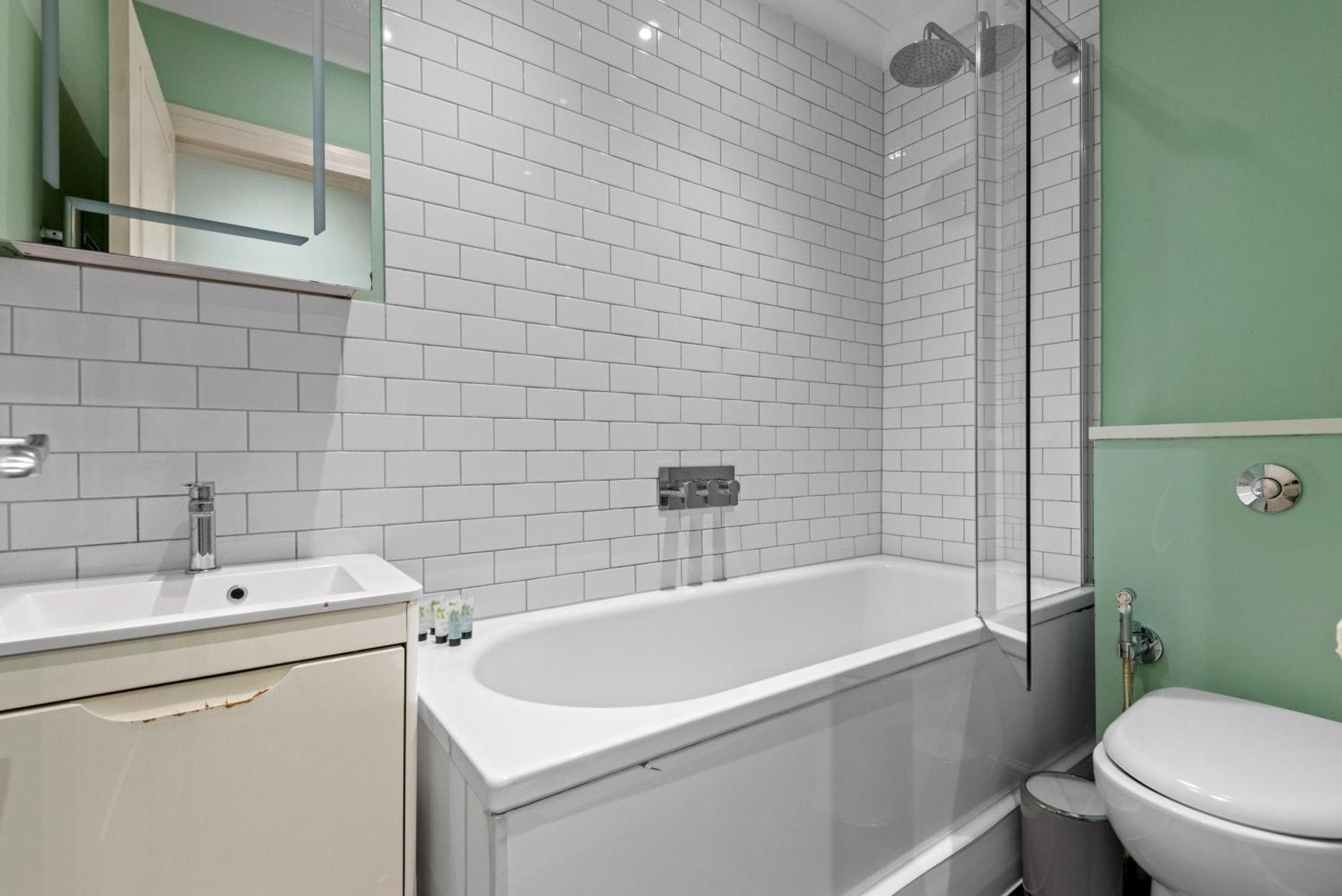 Londwell, Boutique Bliss Nestled In Knightsbridge By Harrods Appartement Londen Buitenkant foto