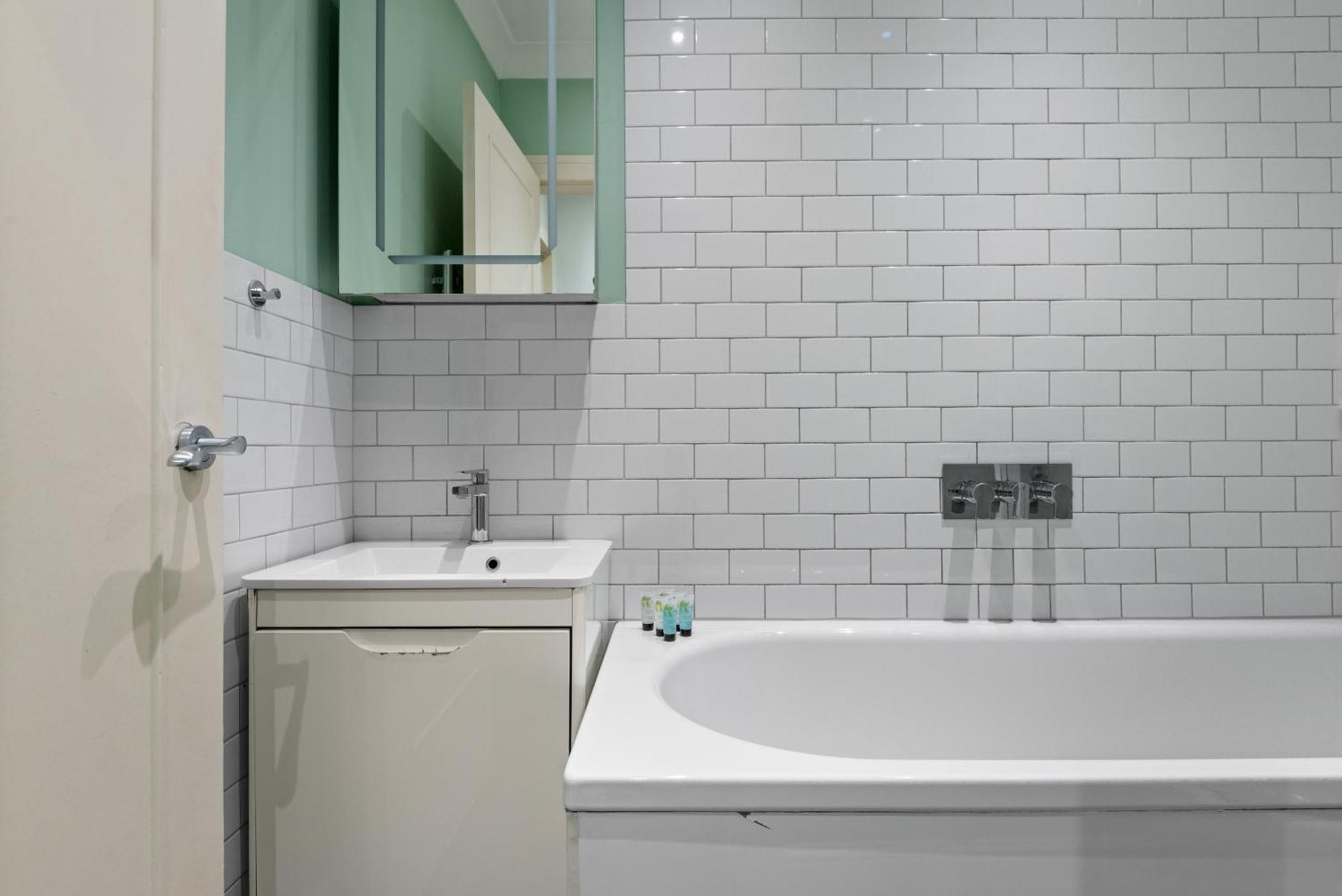 Londwell, Boutique Bliss Nestled In Knightsbridge By Harrods Appartement Londen Buitenkant foto